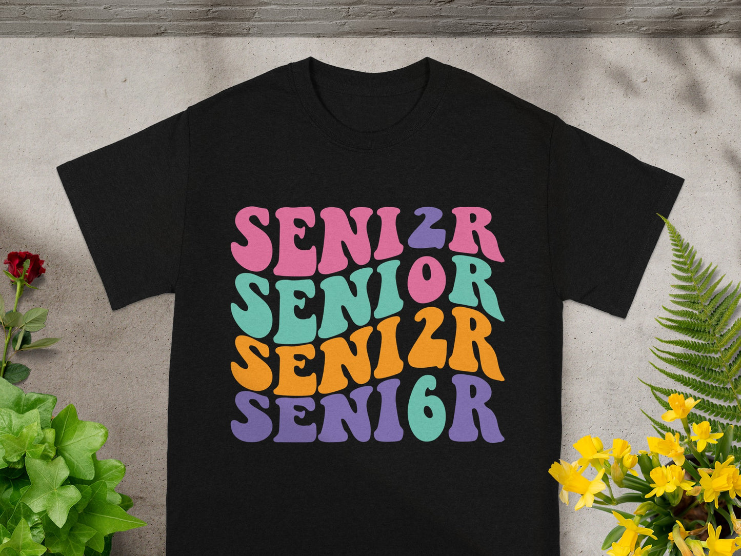 Colorful SENI2R SENIOR SENI6R Design T-Shirt