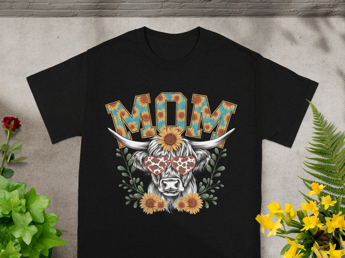 Creative Sunflower MOM and Cow Graphic T-Shirt Product