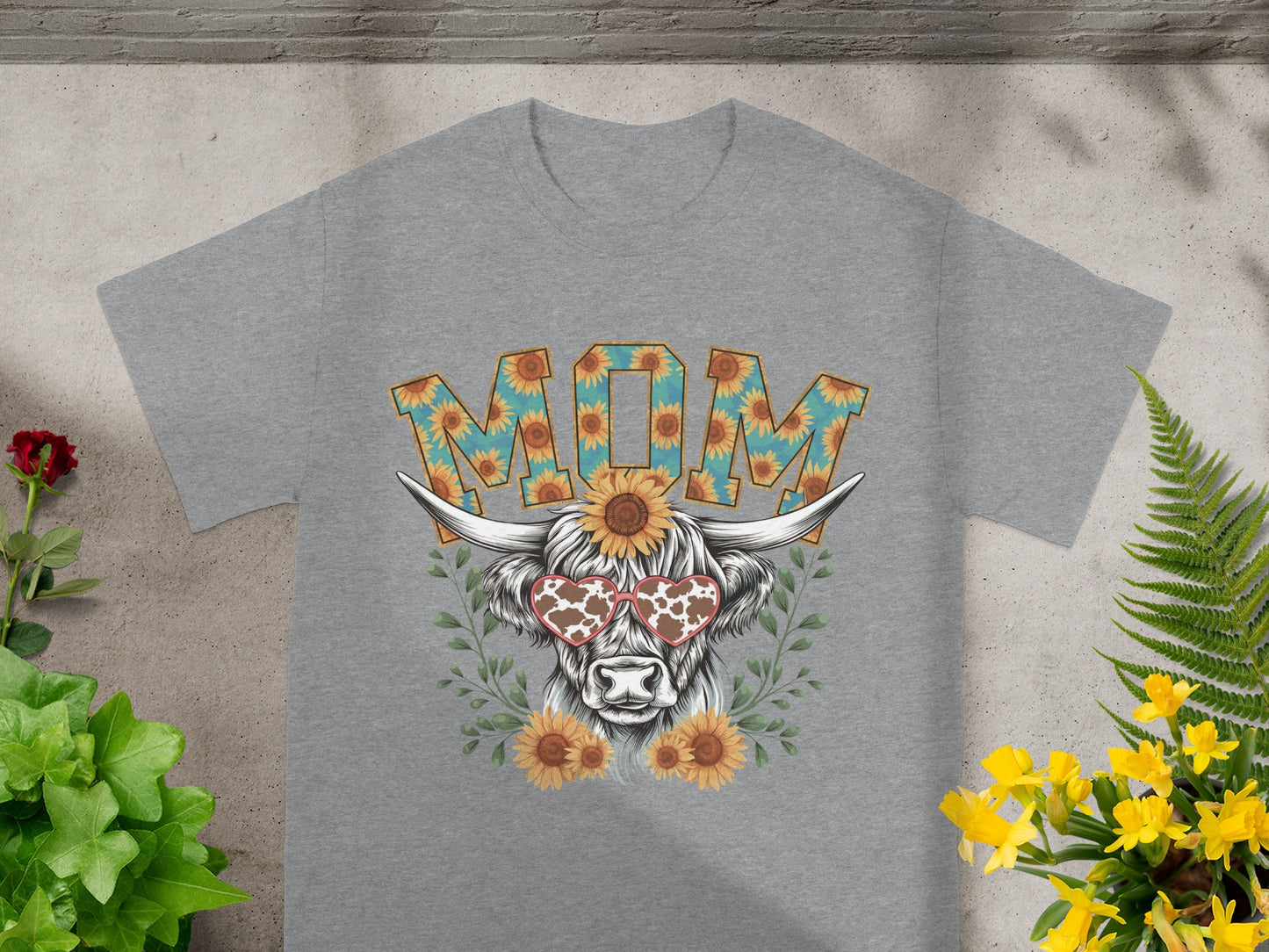 Cute Sunflower Mom Design Highland Cow Shirt