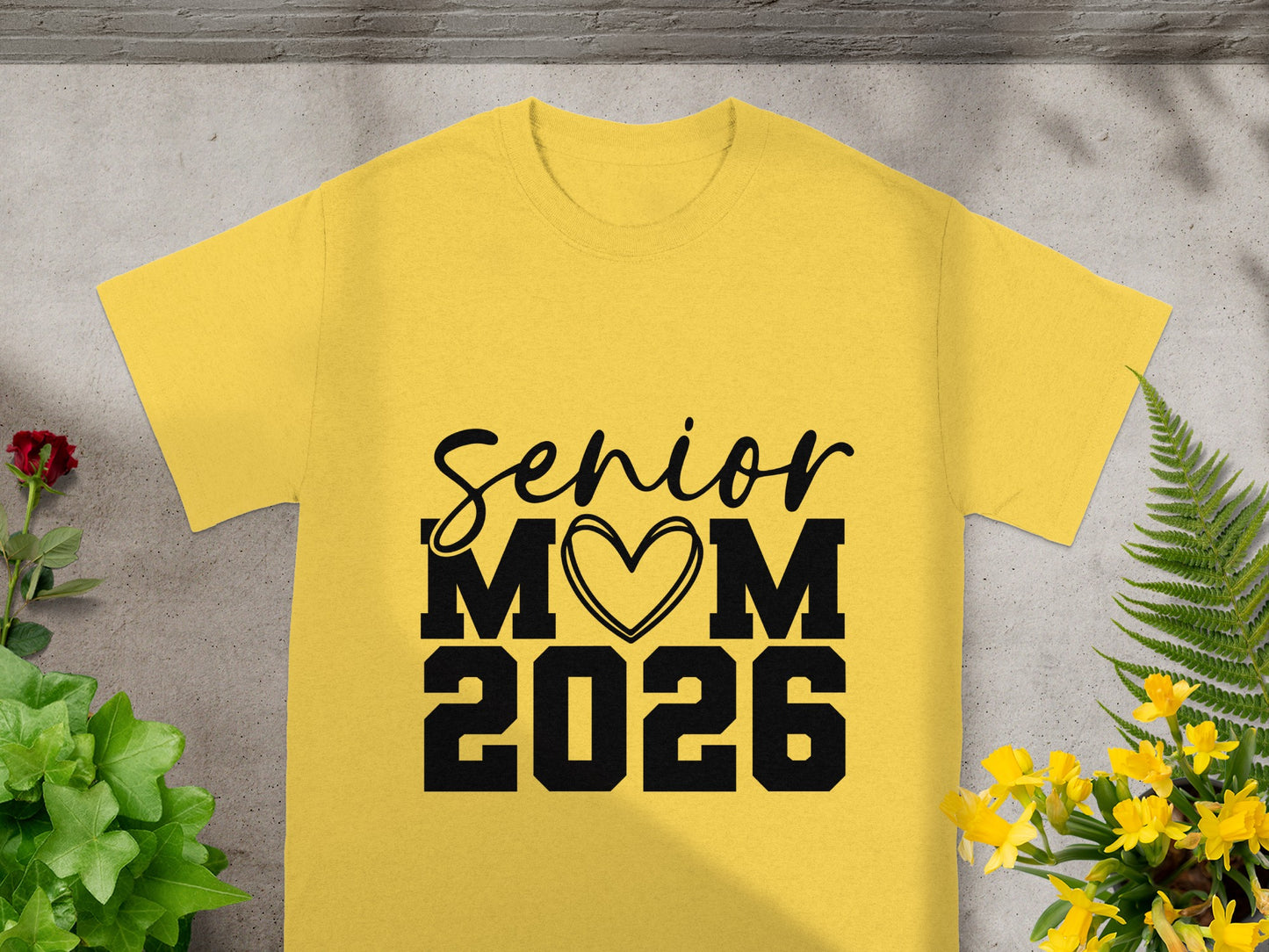 Senior Mom 2026 T-shirt for Proud Mothers