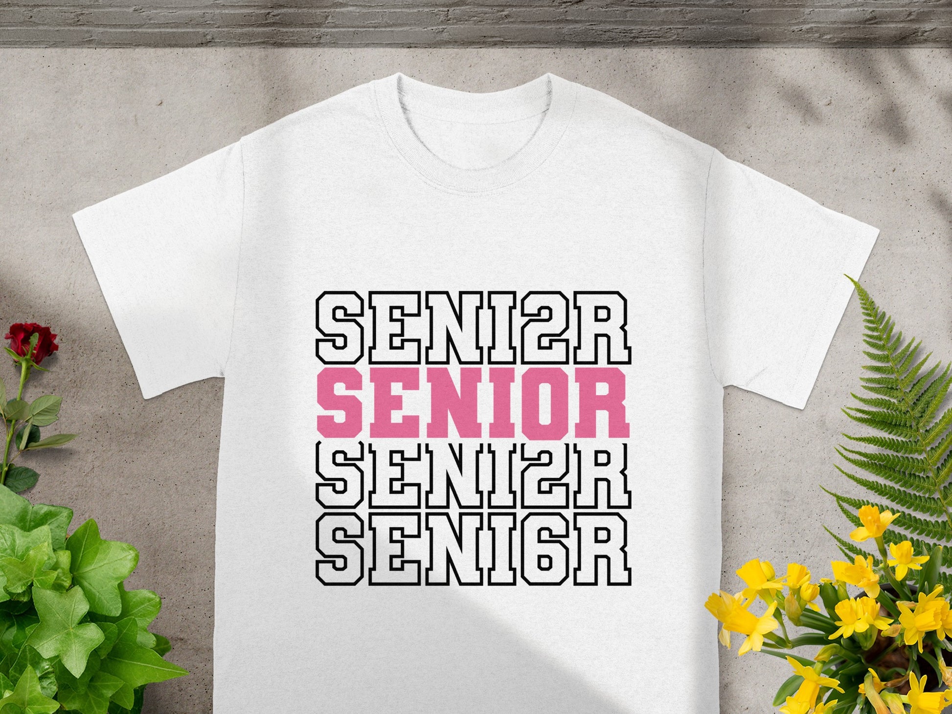 SENIOR Graphic Design Repeated Text T-Shirt