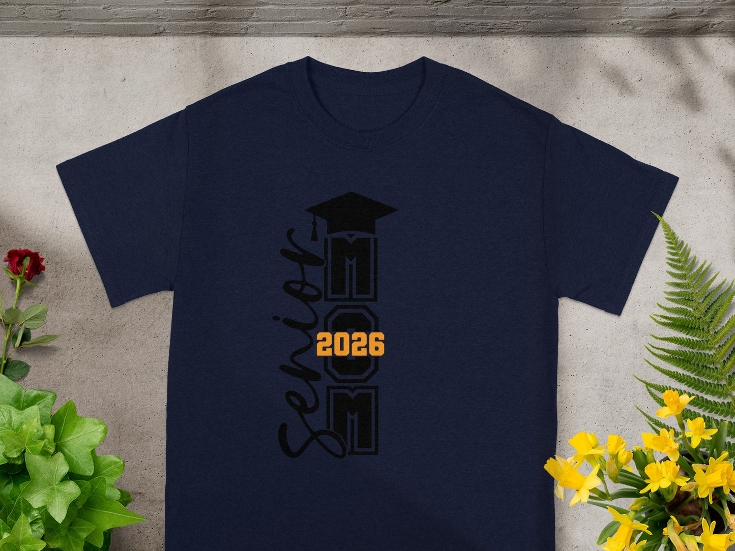 Senior MOM 2026 Graduation Graphic T-Shirt