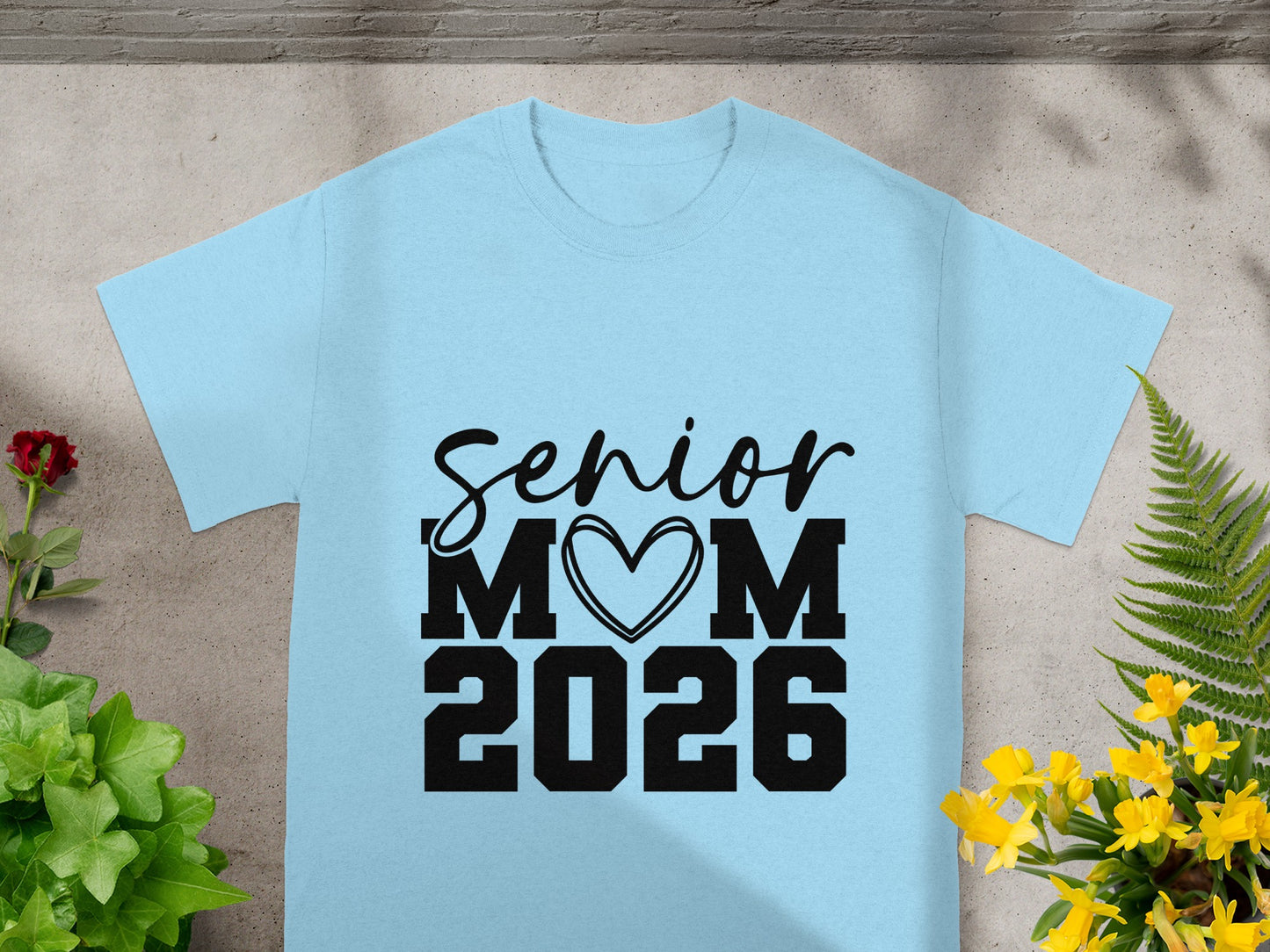 Senior Mom 2026 Graduation Year T-Shirt