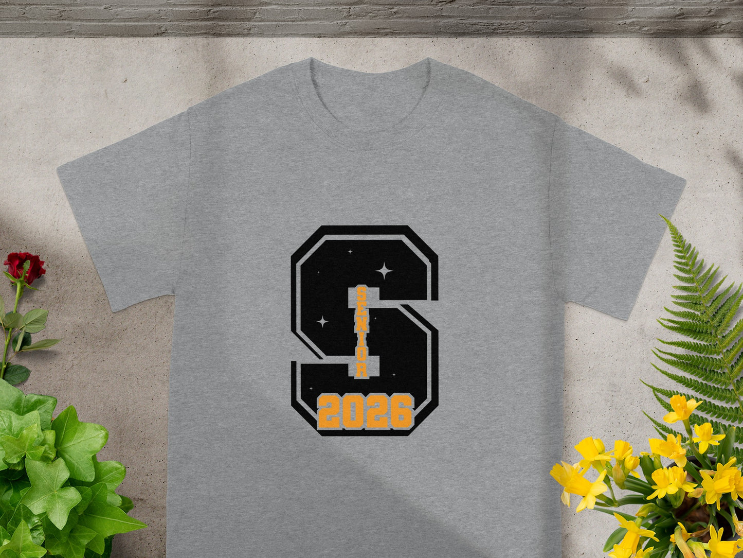 Senior 2026 S Graphic Design T-Shirt