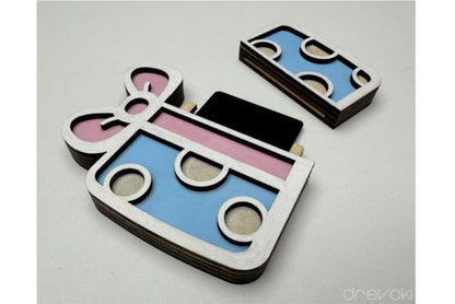 Present Shape Wood Gift Card Holder