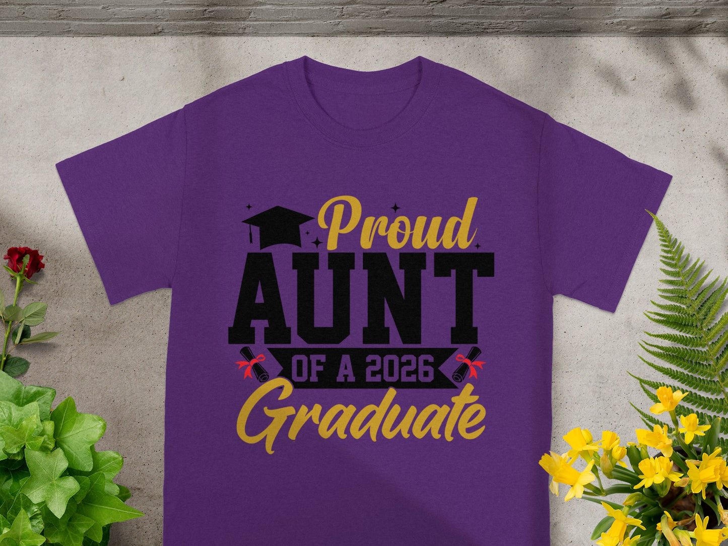 Proud Aunt of a 2026 Graduate T-shirt