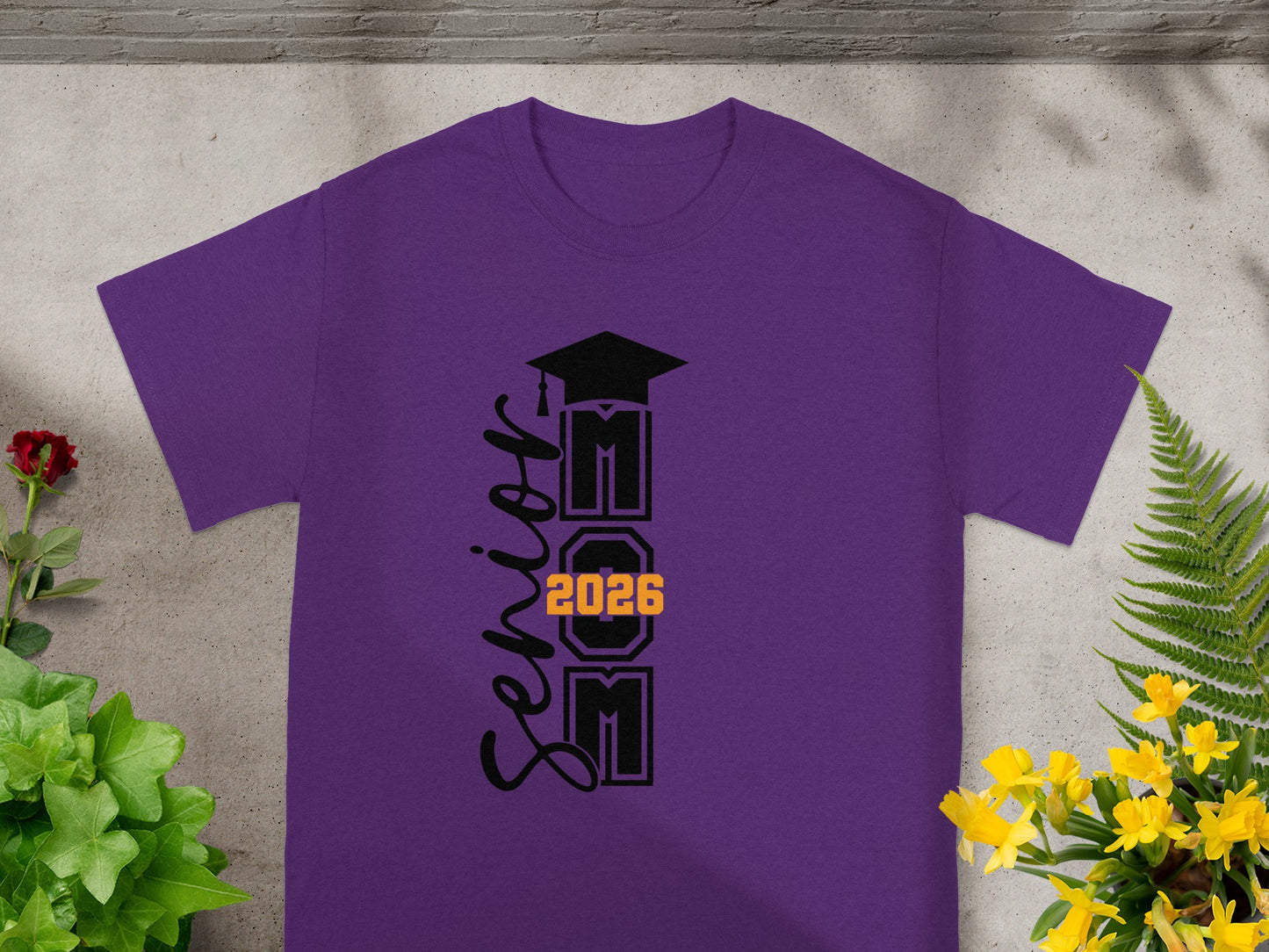 Senior Mom 2026 Graduation T-Shirt for Proud Moms