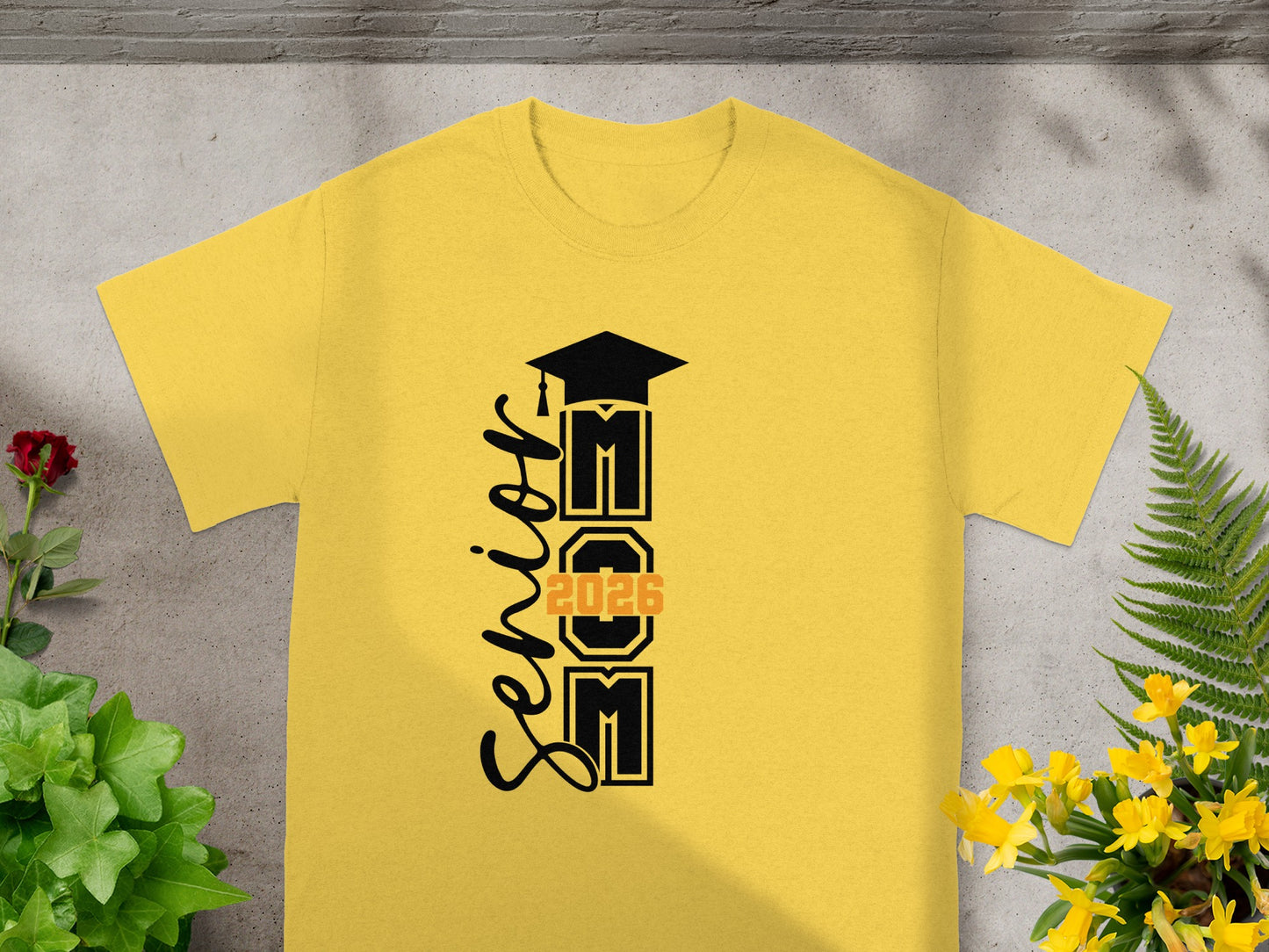 Senior Mom 2026 Graduation T-Shirt Perfect Gift