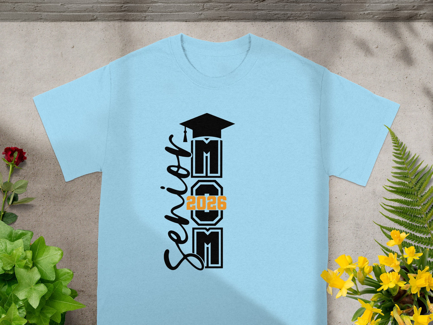 Senior Mom 2026 Graduation Shirt for Proud Parents
